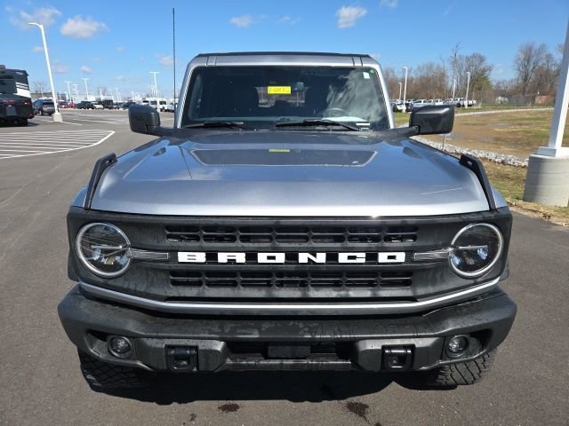 Certified 2022 Ford Bronco Black Diamond w/ Sasquatch Package image 3