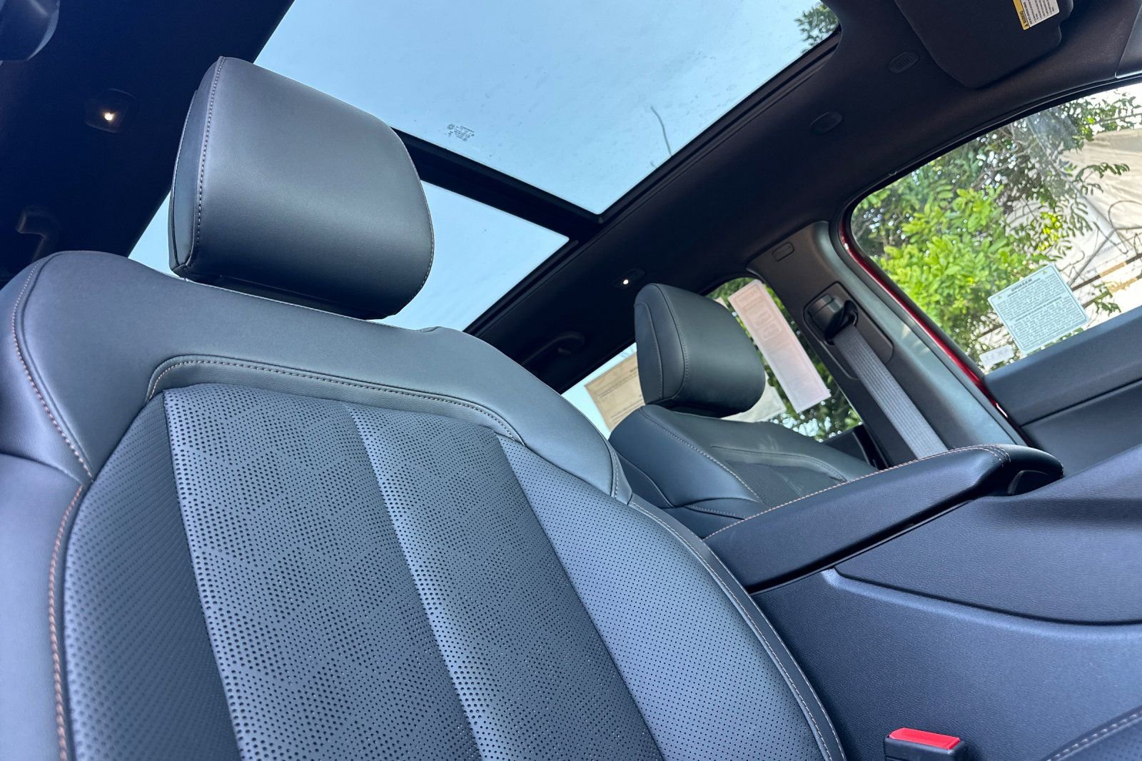 New 2026 Jeep Cherokee Overland image 14