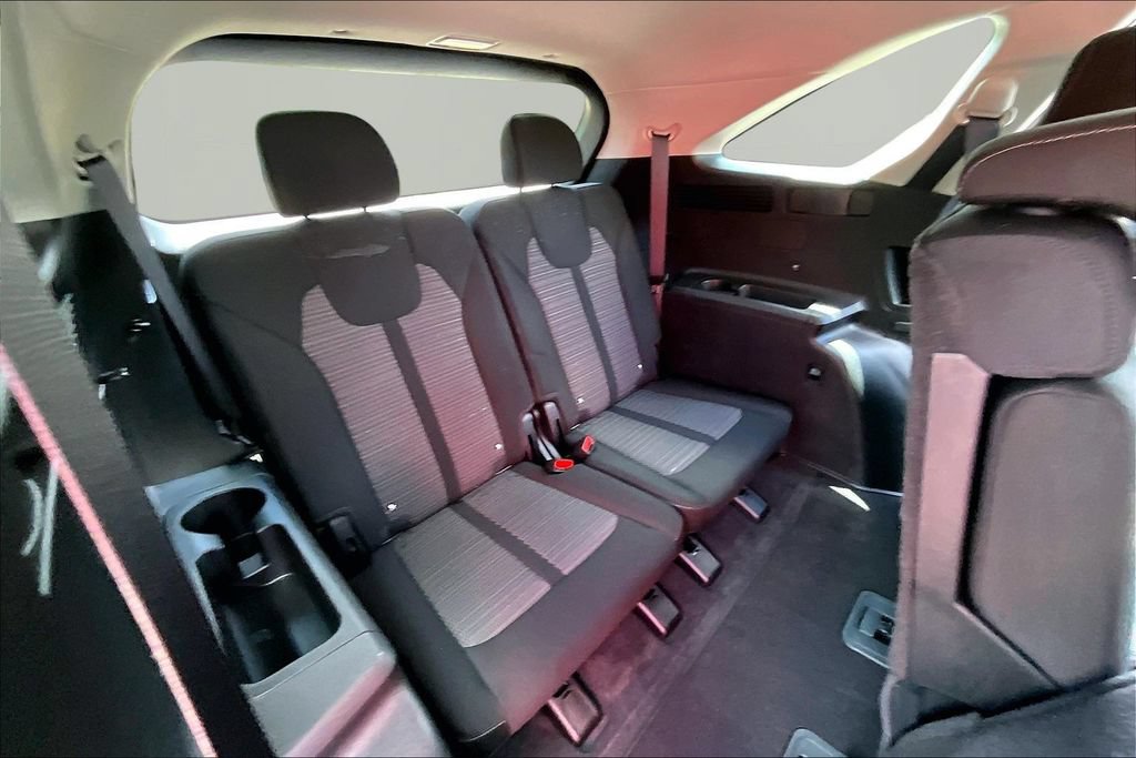 Used 2024 Kia Sorento LX FWD image 20