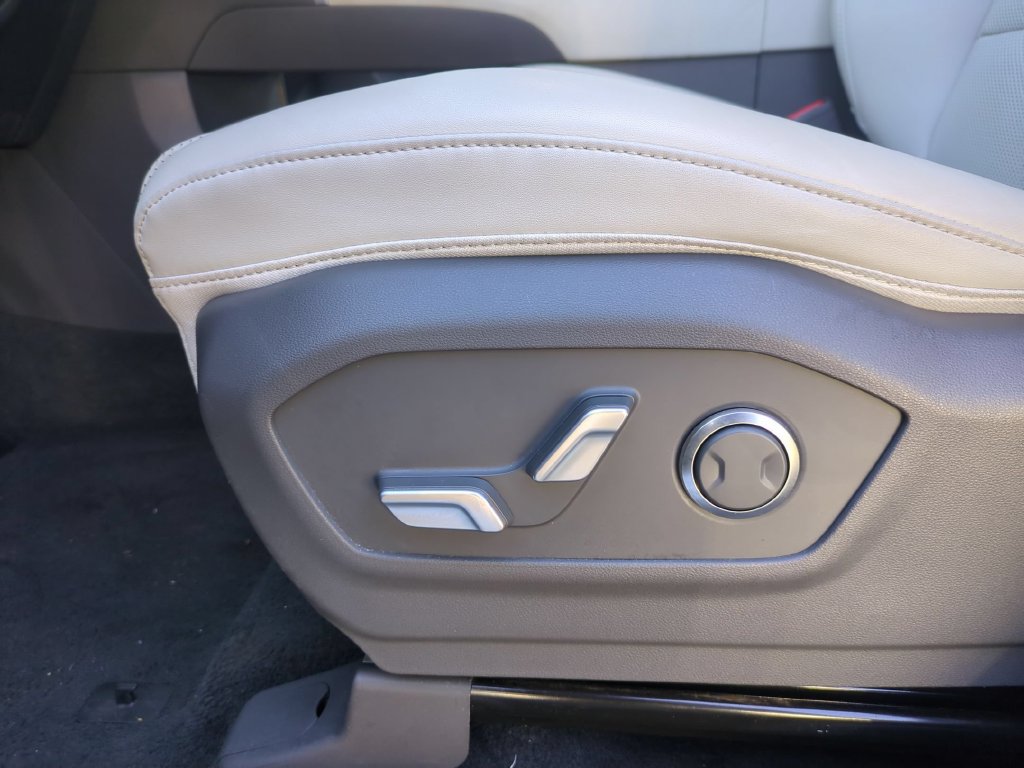 Used 2026 Hyundai Santa Fe SEL FWD image 14
