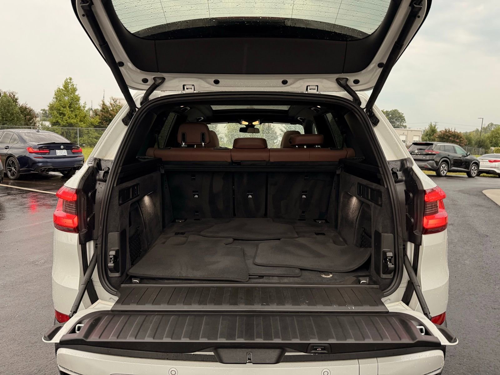 Used 2019 BMW X5 xDrive40i w/ Convenience Package image 32