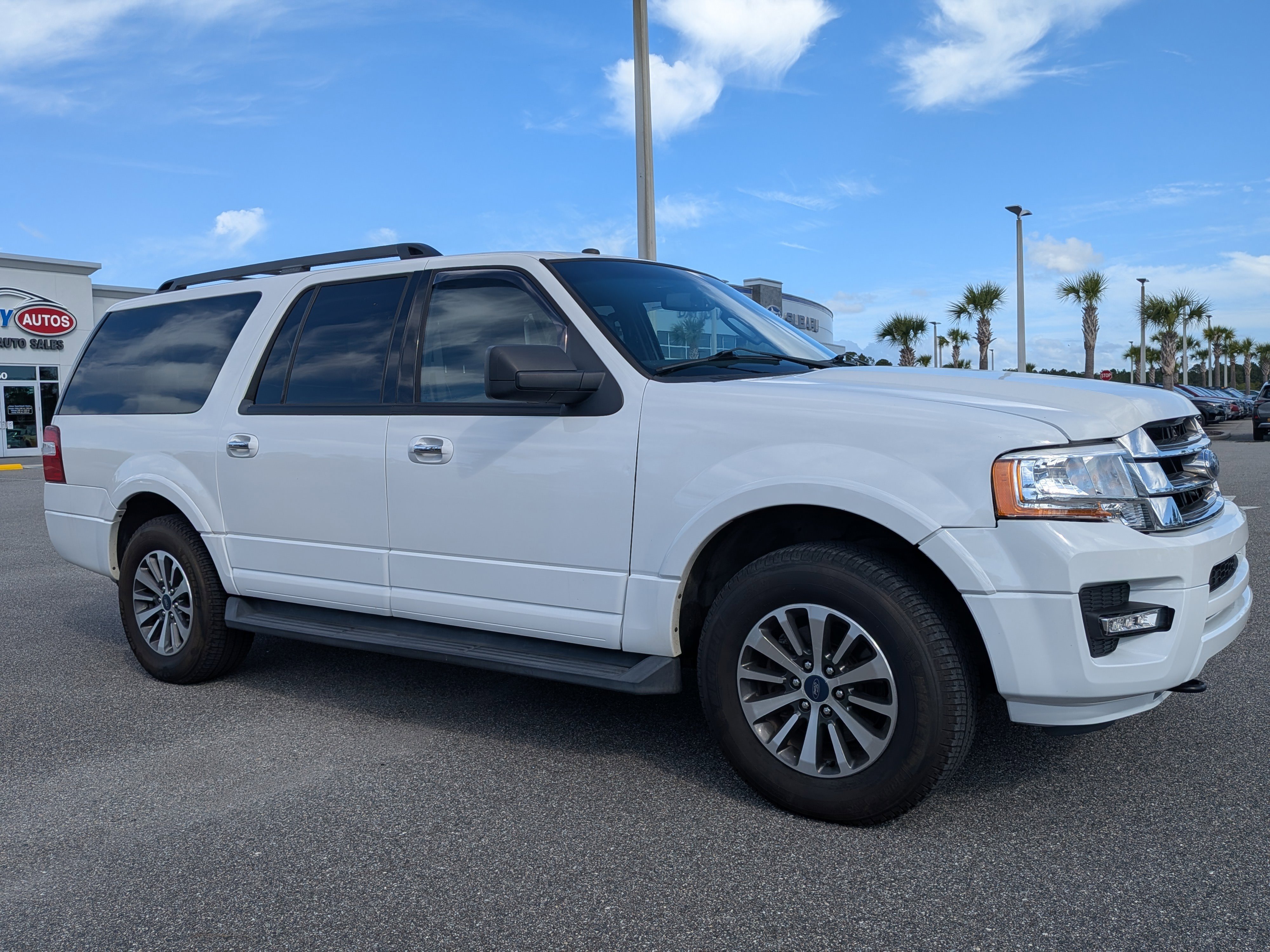 Used 2017 Ford Expedition EL XLT w/ Equipment Group 201A image 2