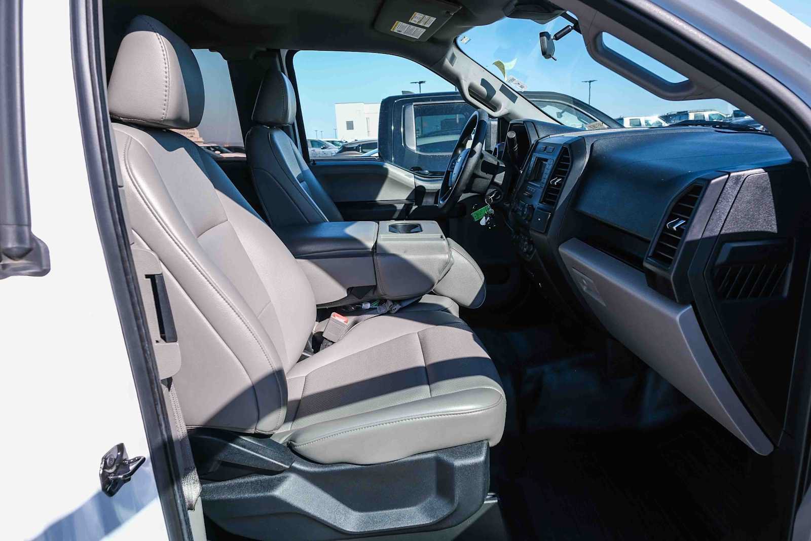 Used 2019 Ford F150 XL w/ Equipment Group 101A Mid RWD image 19
