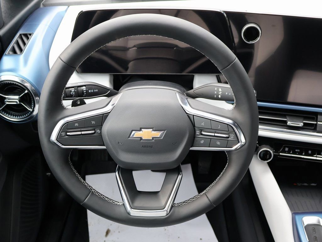 New 2026 Chevrolet Equinox EV LT w/ Convenience Package II FWD image 13