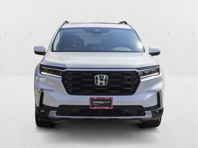New 2025 Honda Pilot Touring video 2