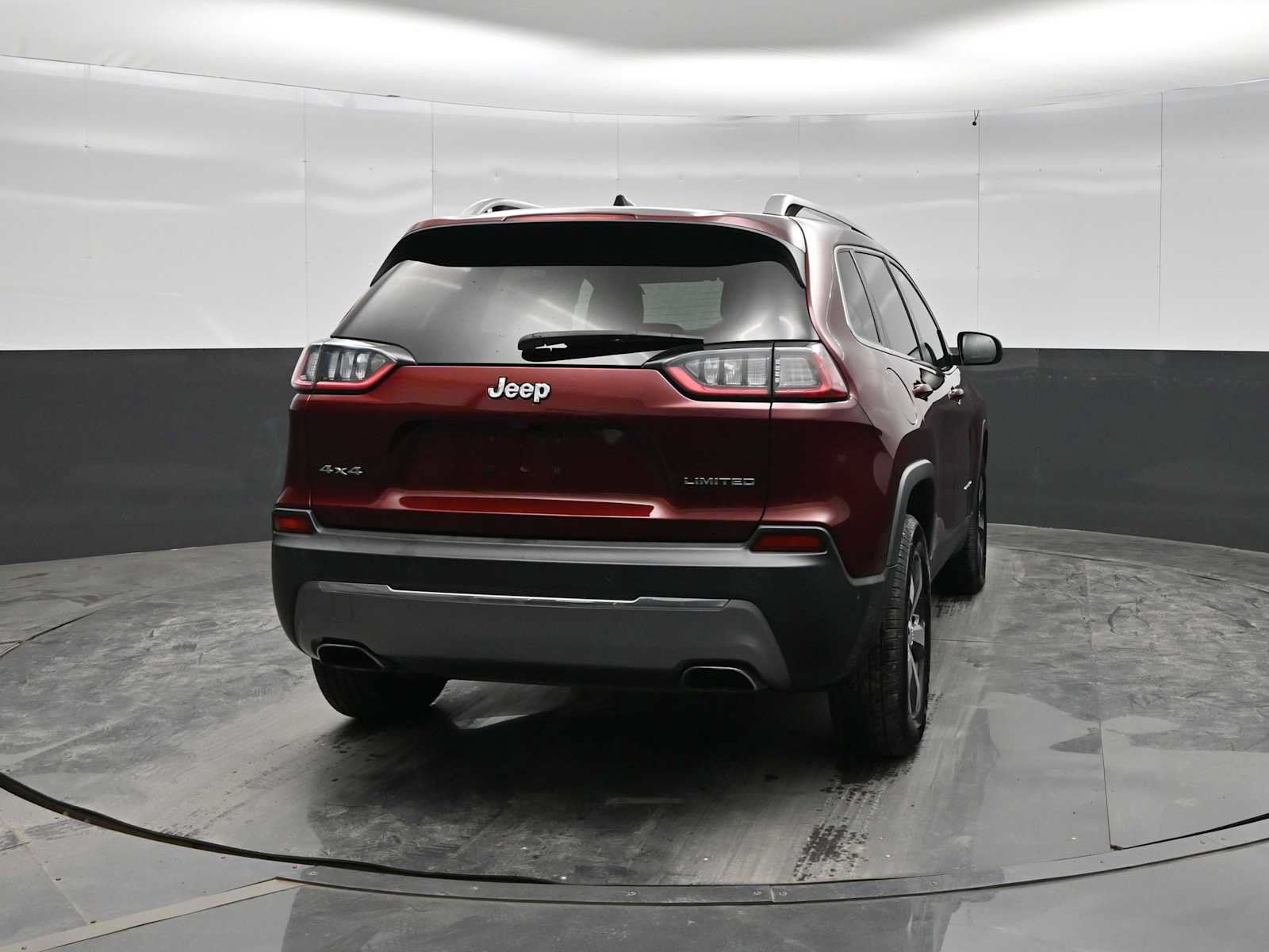 Used 2021 Jeep Cherokee Limited w/ Elite Package AWD/4WD image 6