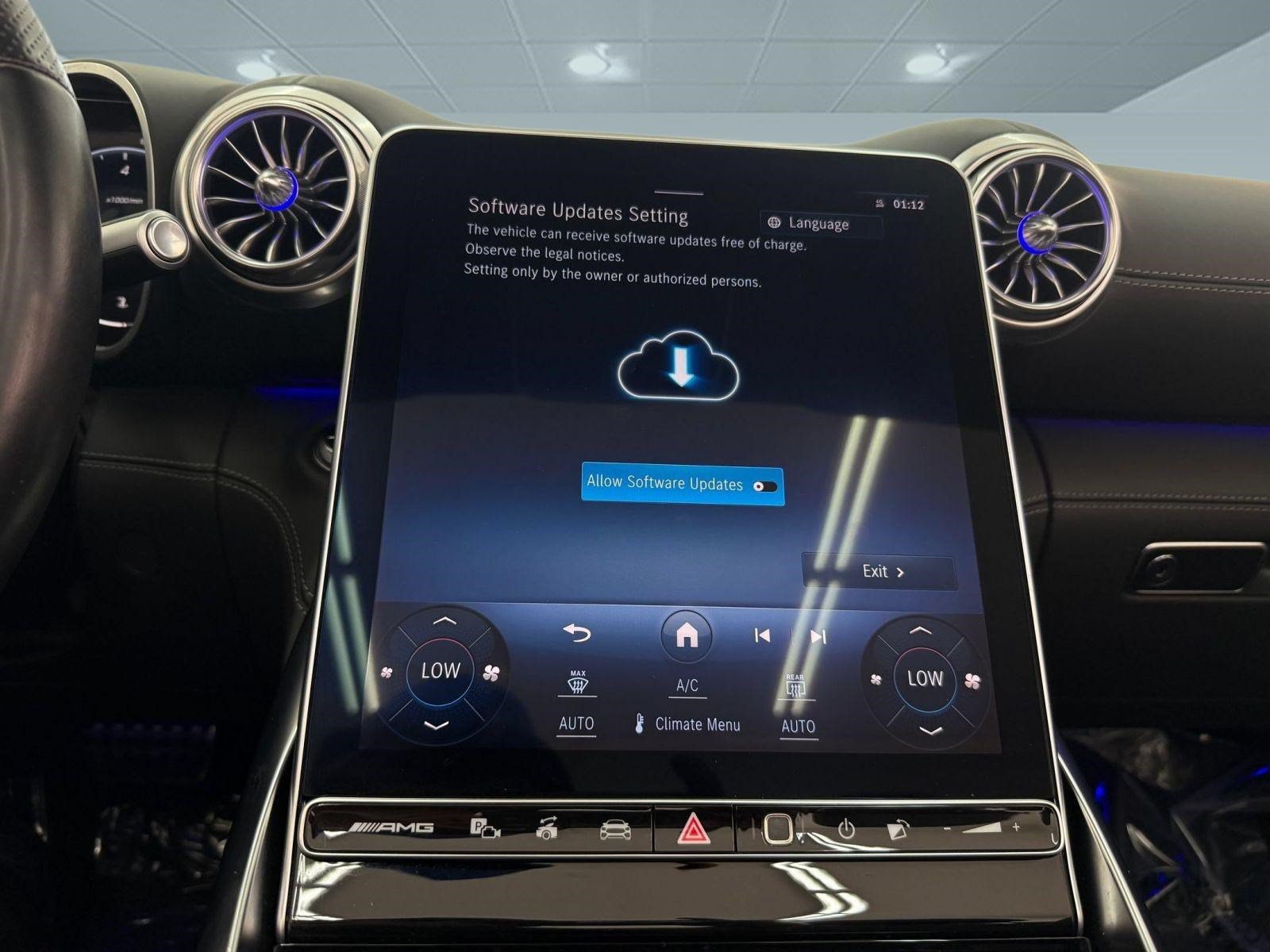 Certified 2023 Mercedes-Benz SL 55 AMG 4MATIC image 17