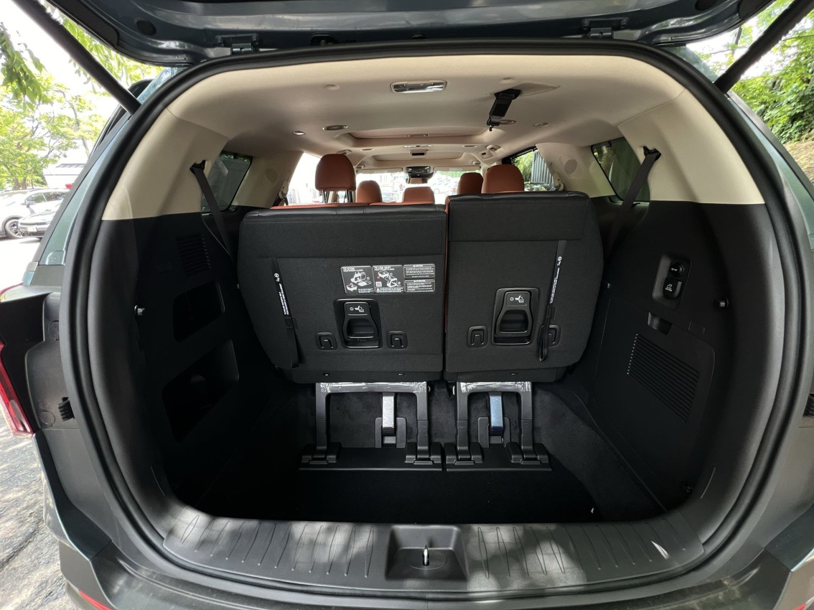New 2026 Kia Carnival SX Prestige FWD image 35