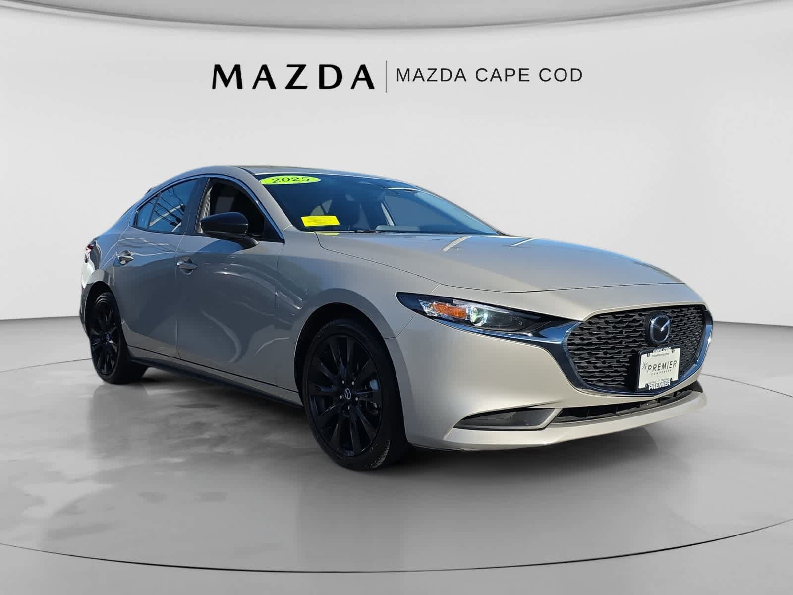 Used 2025 MAZDA MAZDA3 s FWD image 1