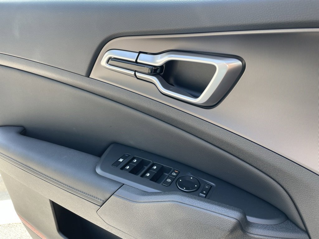 New 2026 Kia Sportage EX image 18