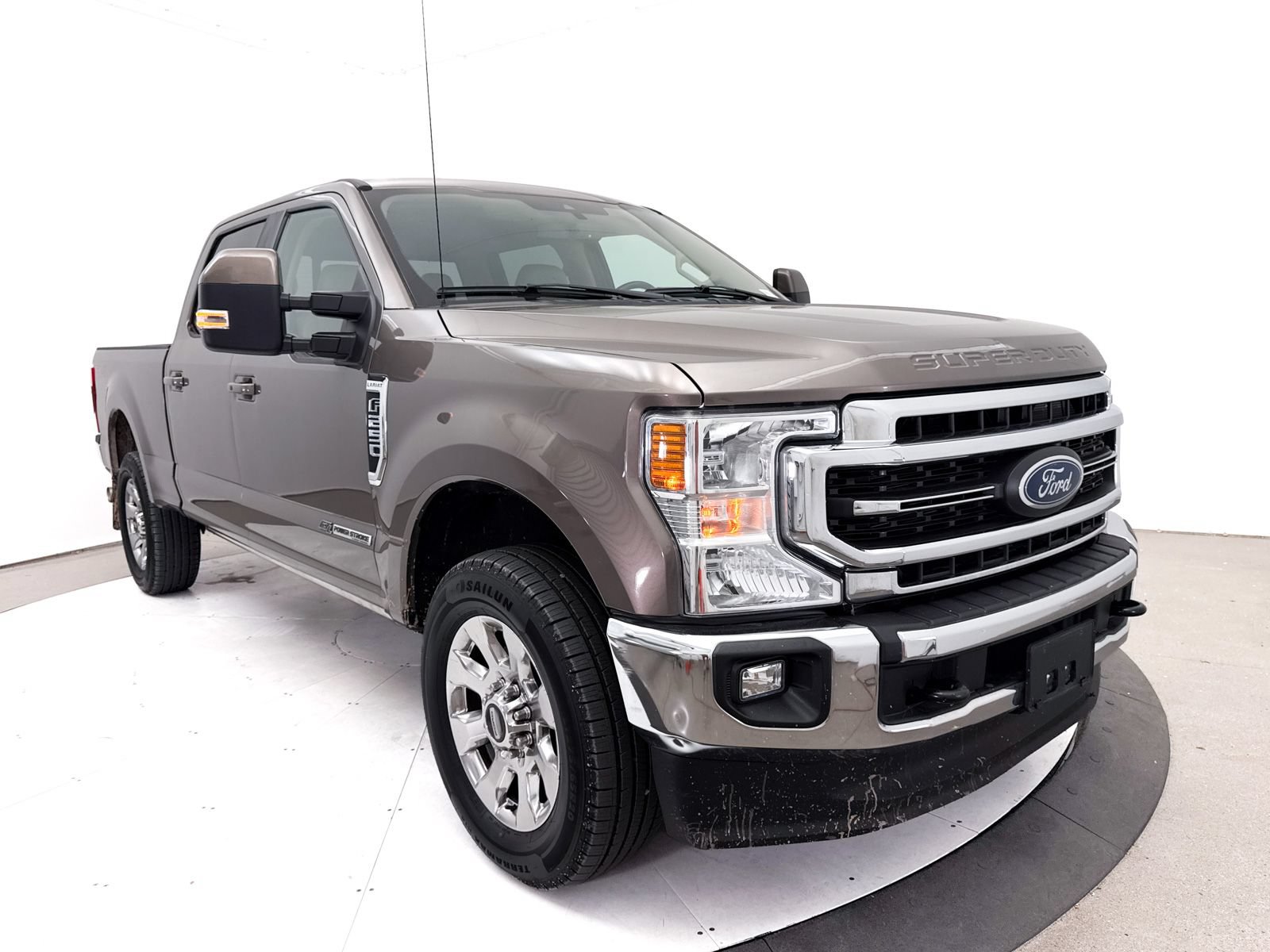 Used 2021 Ford F250 Lariat w/ Lariat Ultimate Package AWD/4WD image 12