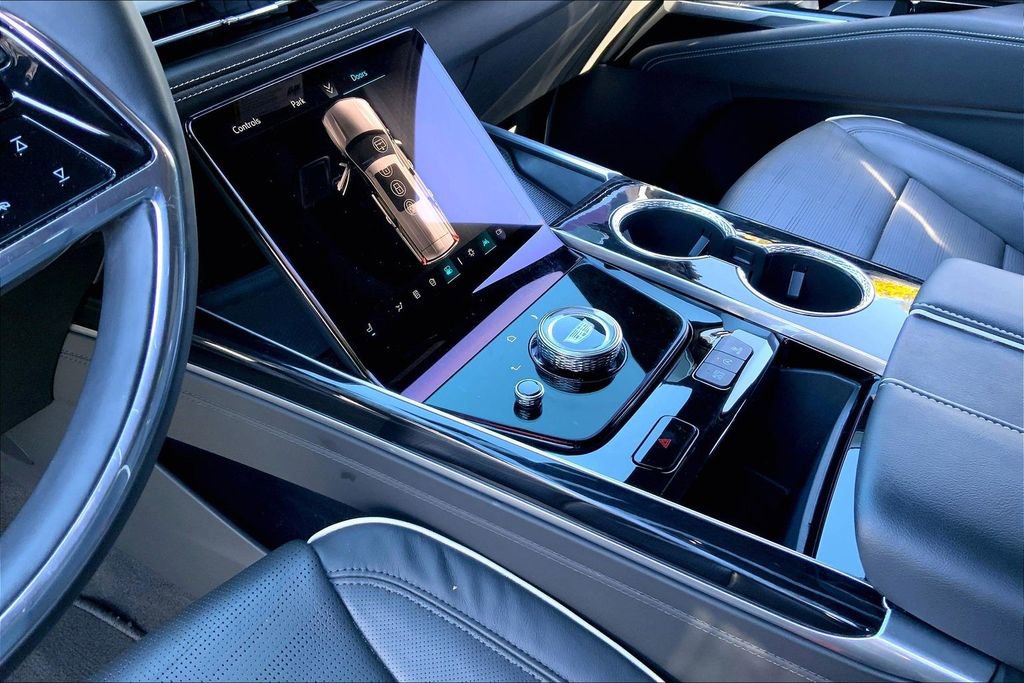 Certified 2025 Cadillac Escalade ESV Sport w/ Touring Package image 16