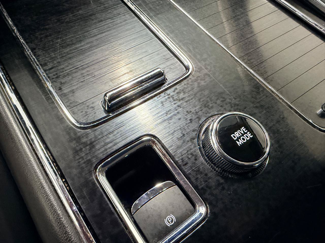 Used 2020 Lincoln Aviator Reserve w/ Equipment Group 201A RWD image 45