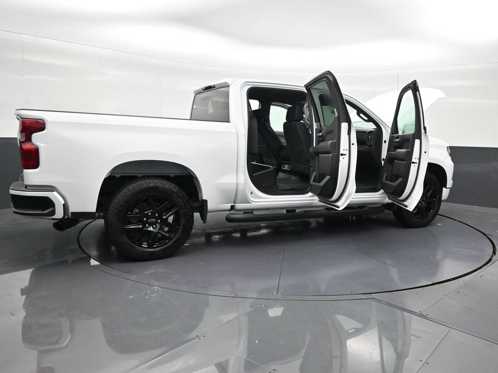Used 2026 Chevrolet Silverado 1500 Custom w/ Turbomax Blackout Package RWD image 31