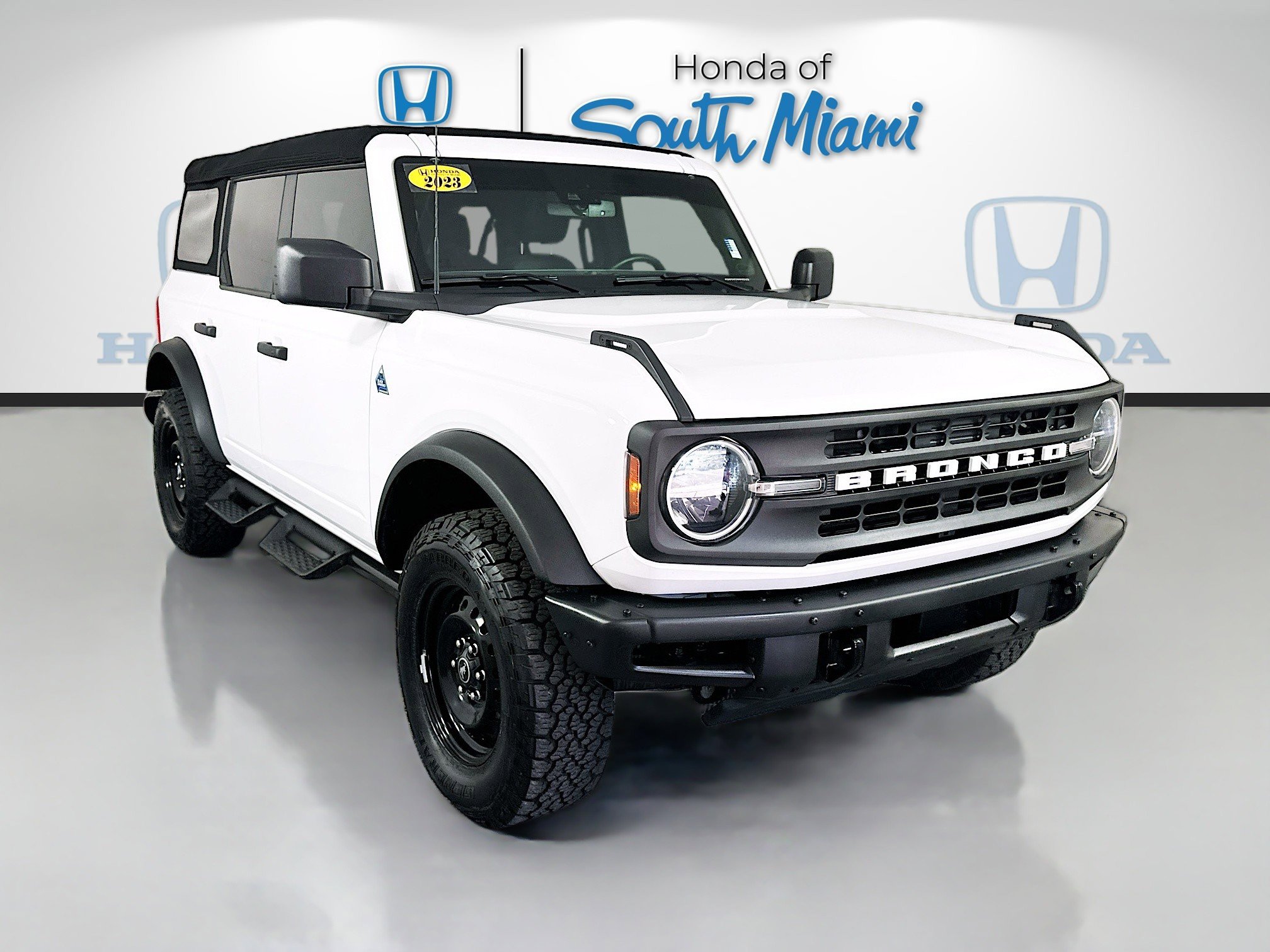 Used 2023 Ford Bronco Black Diamond video 1