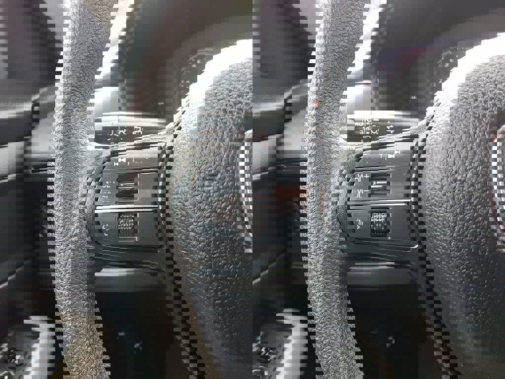 Certified 2023 Honda Accord LX image 17