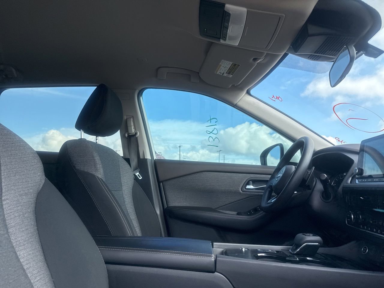 Certified 2023 Nissan Rogue SV FWD image 22