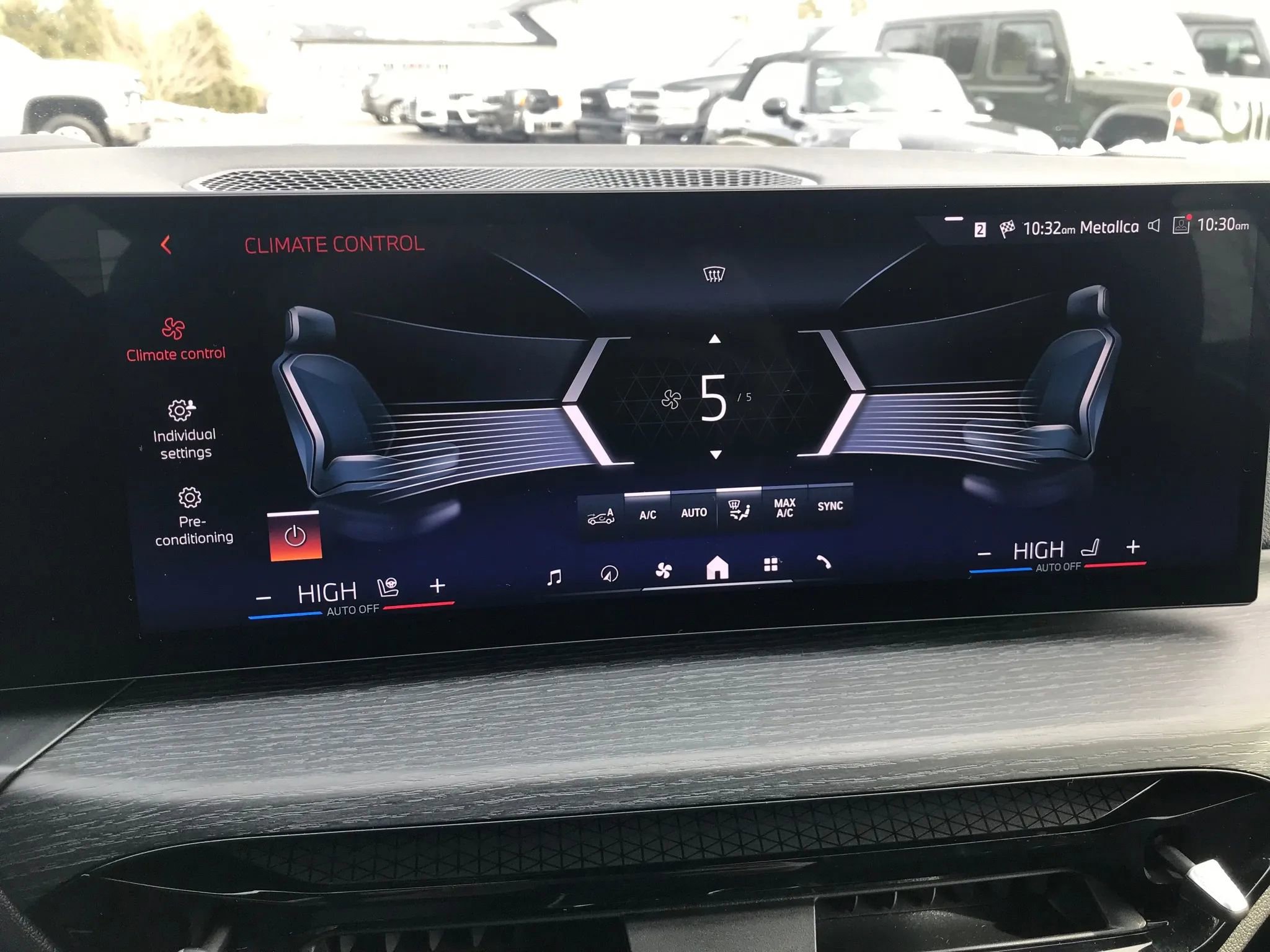 Used 2025 BMW i4 xDrive40i w/ Premium Package image 29