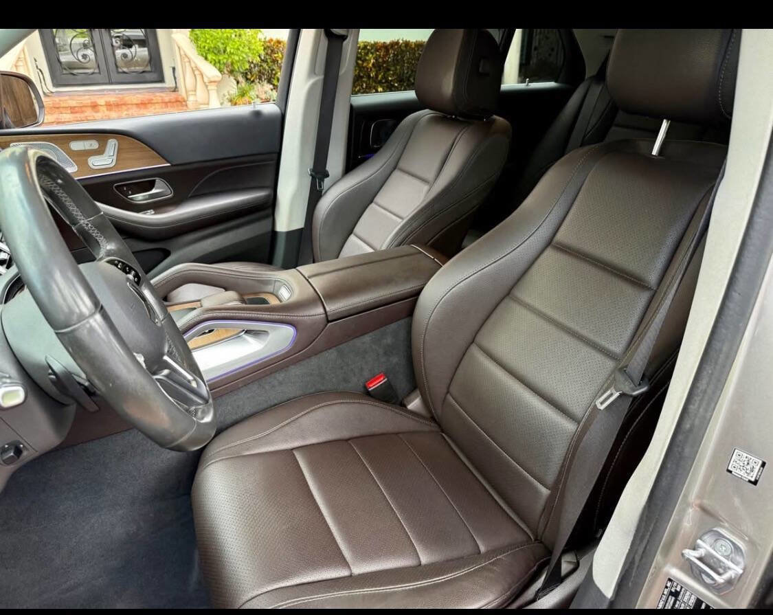 Used 2020 Mercedes-Benz GLE 350 4MATIC w/ Premium Package image 12