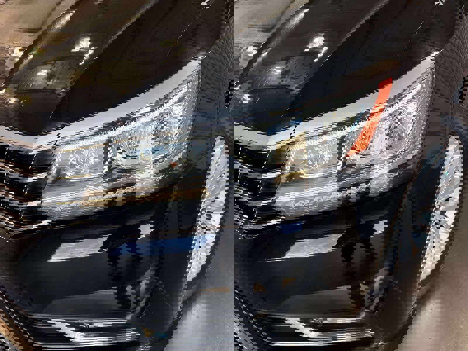 Used 2016 Volkswagen Passat 1.8T SE w/ Lighting Package (P06) image 8