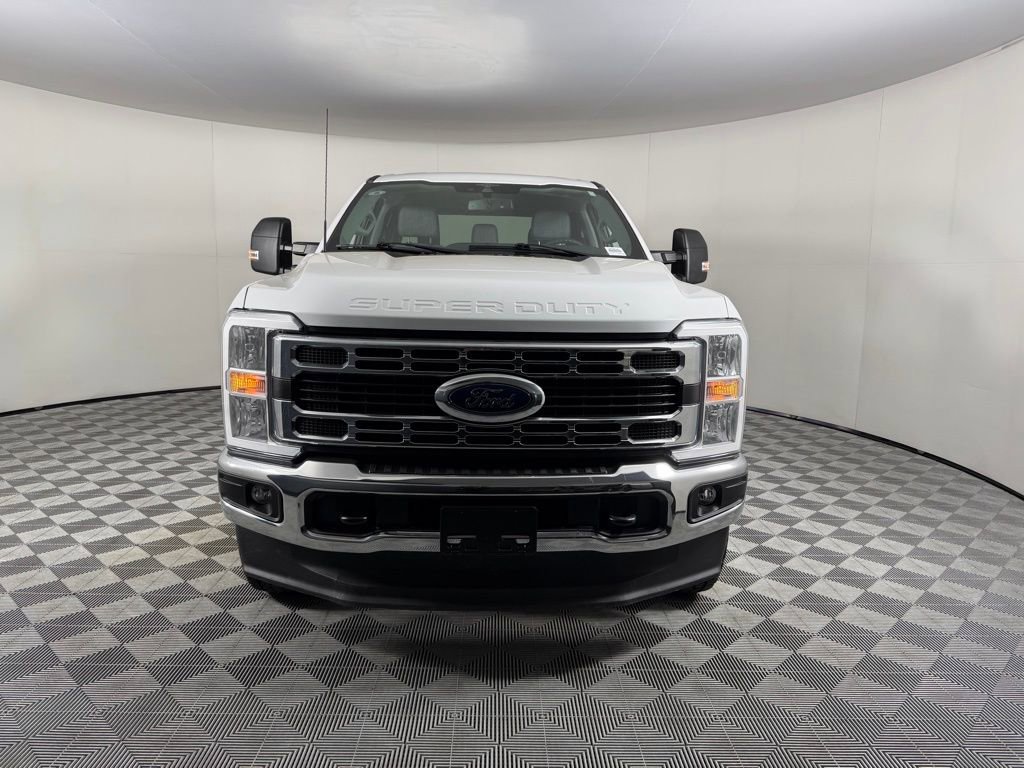 Used 2023 Ford F250 XLT w/ Snow Plow Prep Package image 5