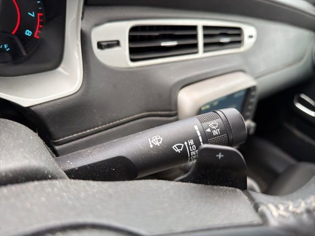 Used 2015 Chevrolet Camaro LT image 30