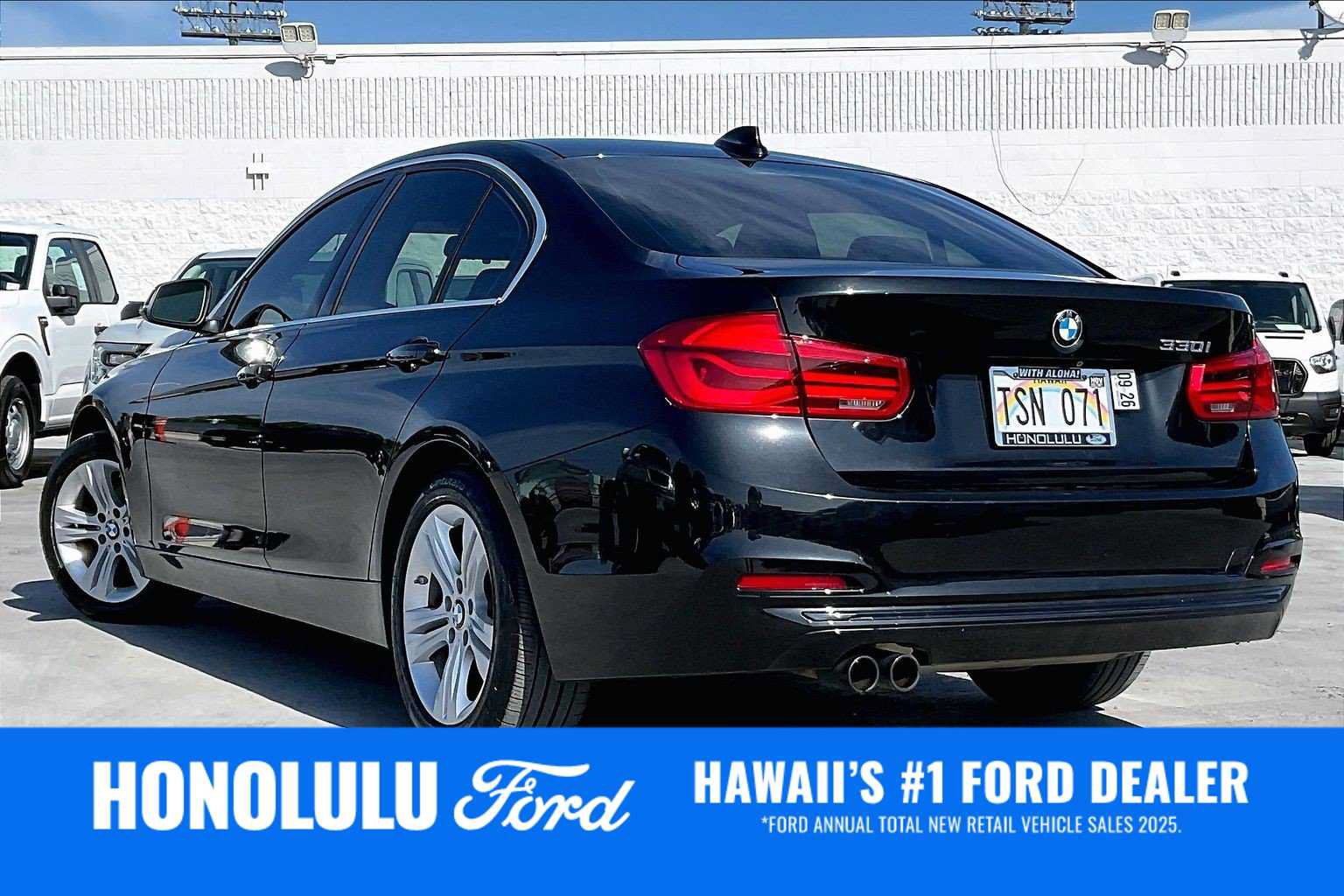 Used 2018 BMW 330i Sedan w/ Convenience Package RWD image 4