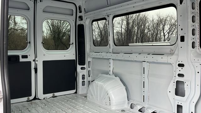 Used 2023 RAM ProMaster 2500 FWD image 18