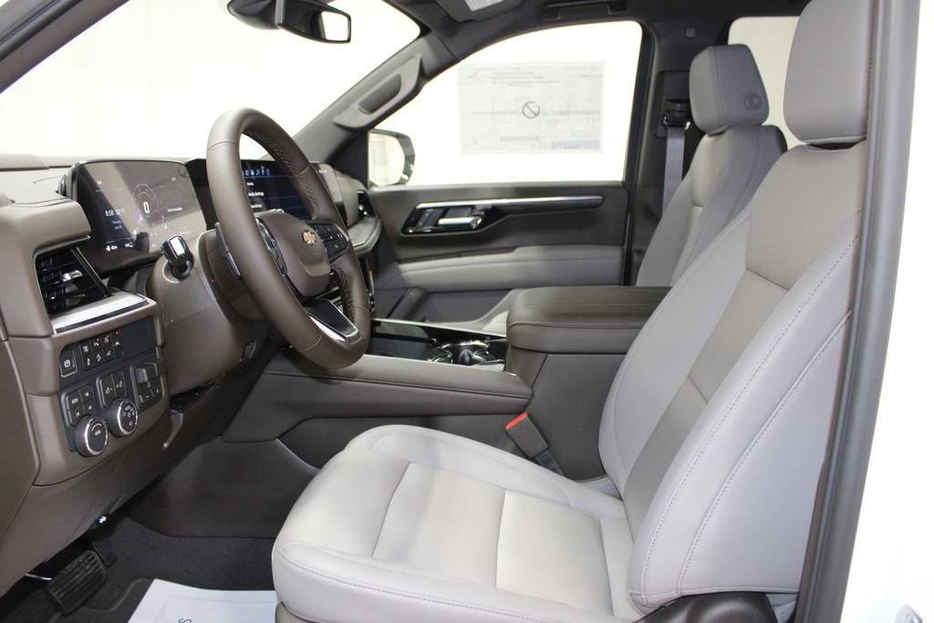 New 2026 Chevrolet Tahoe LT w/ Comfort Package AWD/4WD image 17