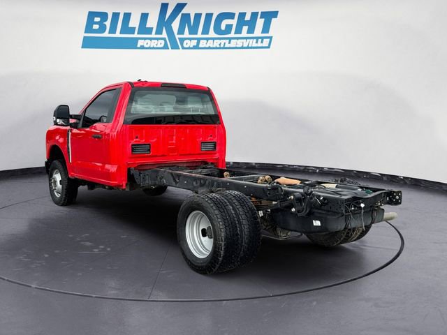 Used 2023 Ford F350 XL image 3