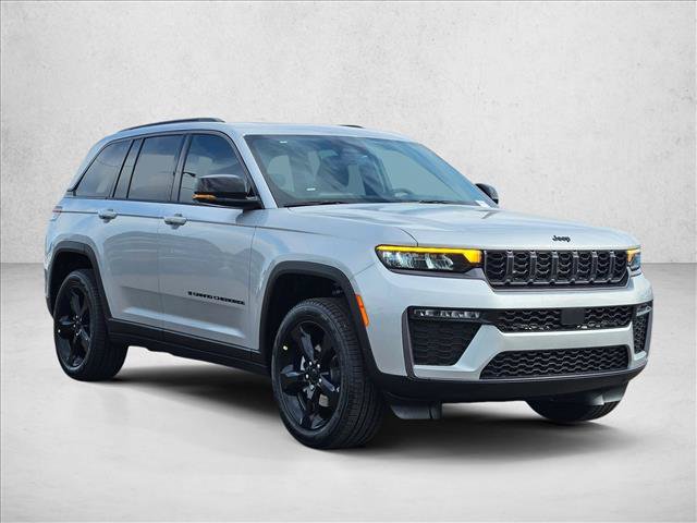 New 2026 Jeep Grand Cherokee Limited w/ Limited Altitude Package AWD/4WD image 7