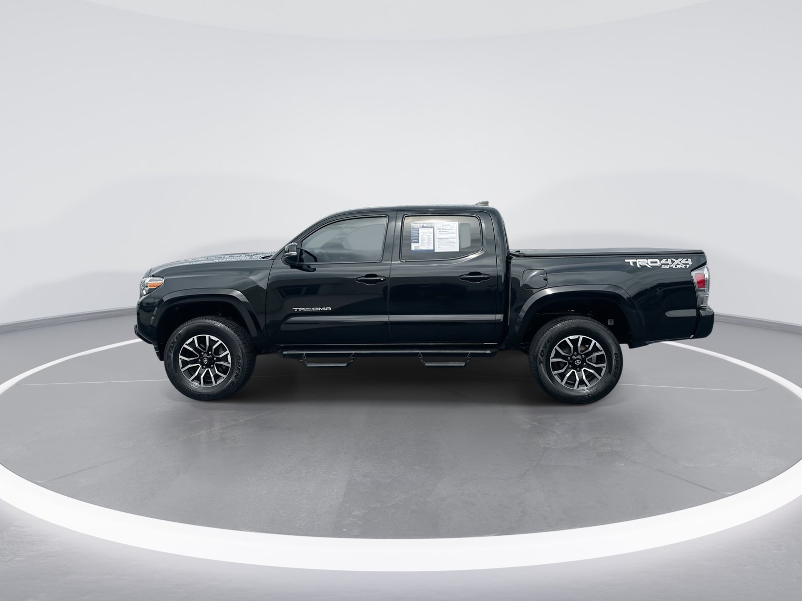Used 2021 Toyota Tacoma TRD Sport AWD/4WD image 6