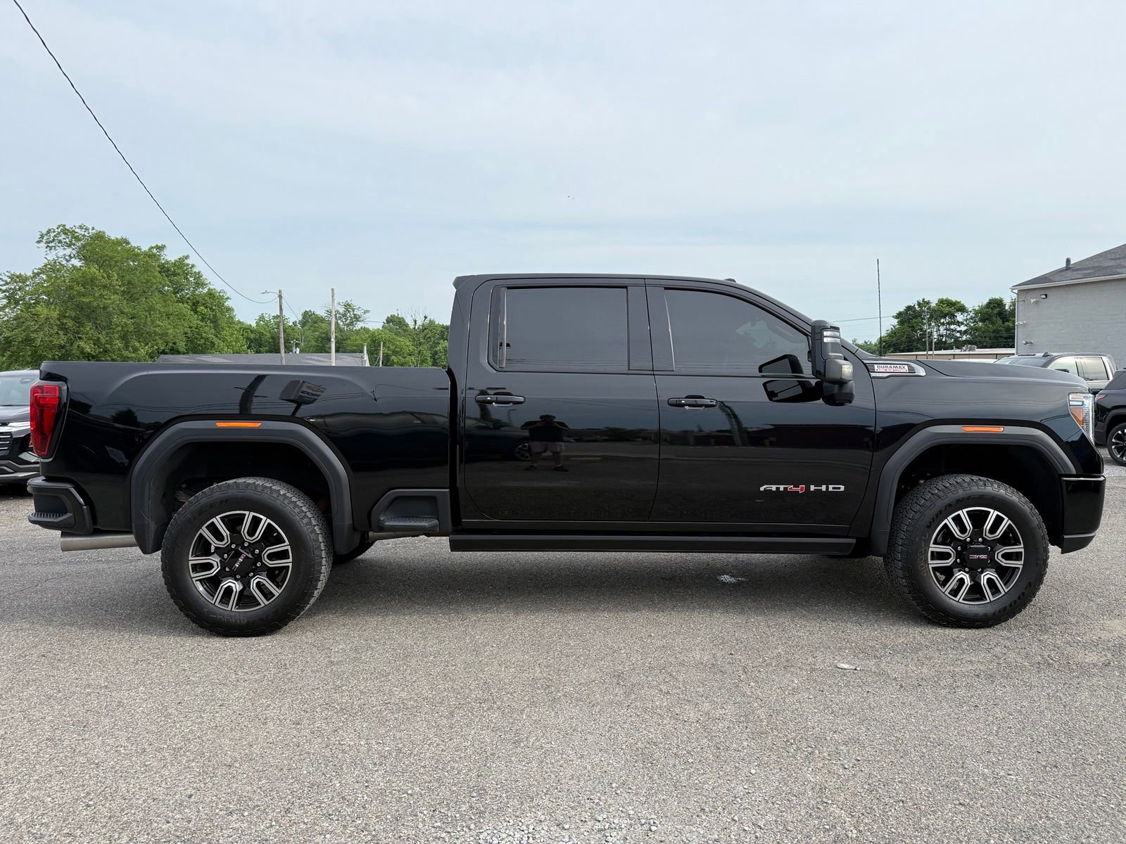 Used 2023 GMC Sierra 3500 AT4 w/ AT4 Preferred Package AWD/4WD image 7