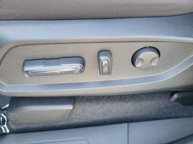 Certified 2025 Honda Pilot Sport image 17