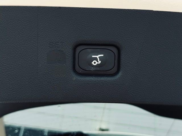 Used 2023 Lincoln Nautilus AWD image 12