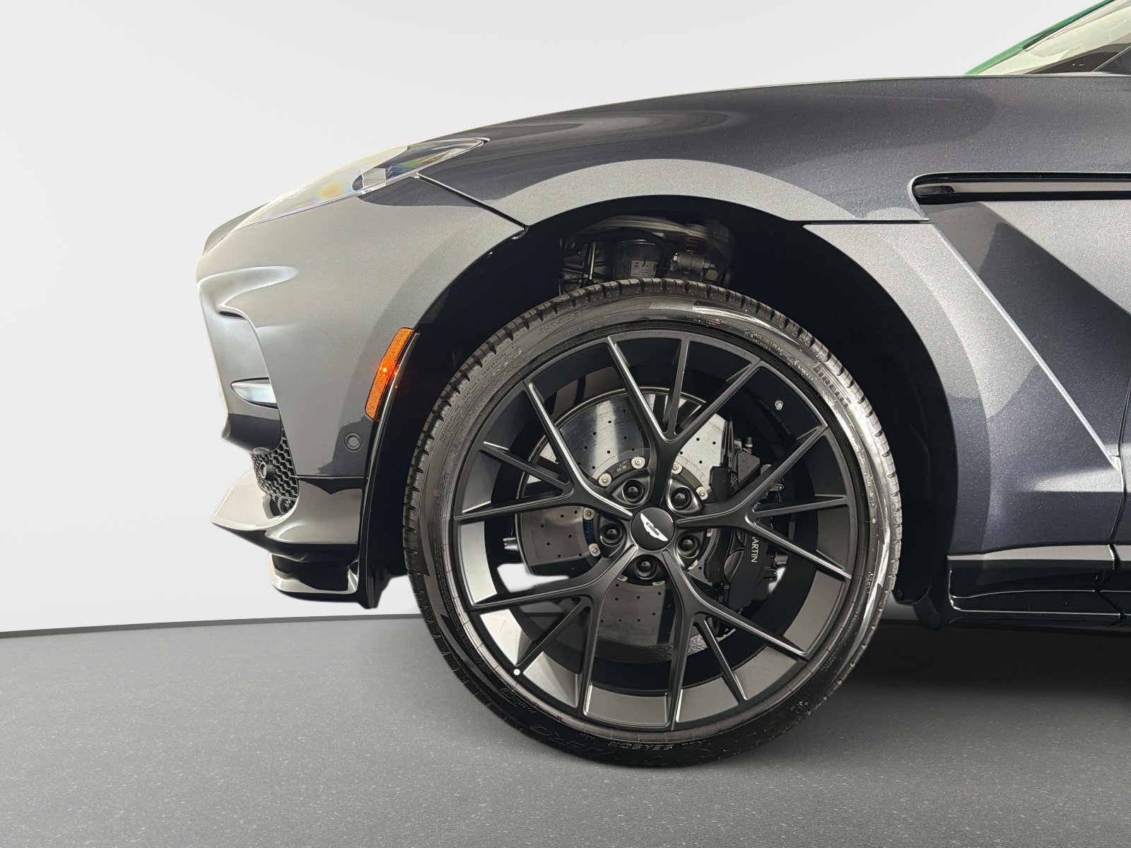 Used 2025 Aston Martin DBX 707 AWD/4WD image 20