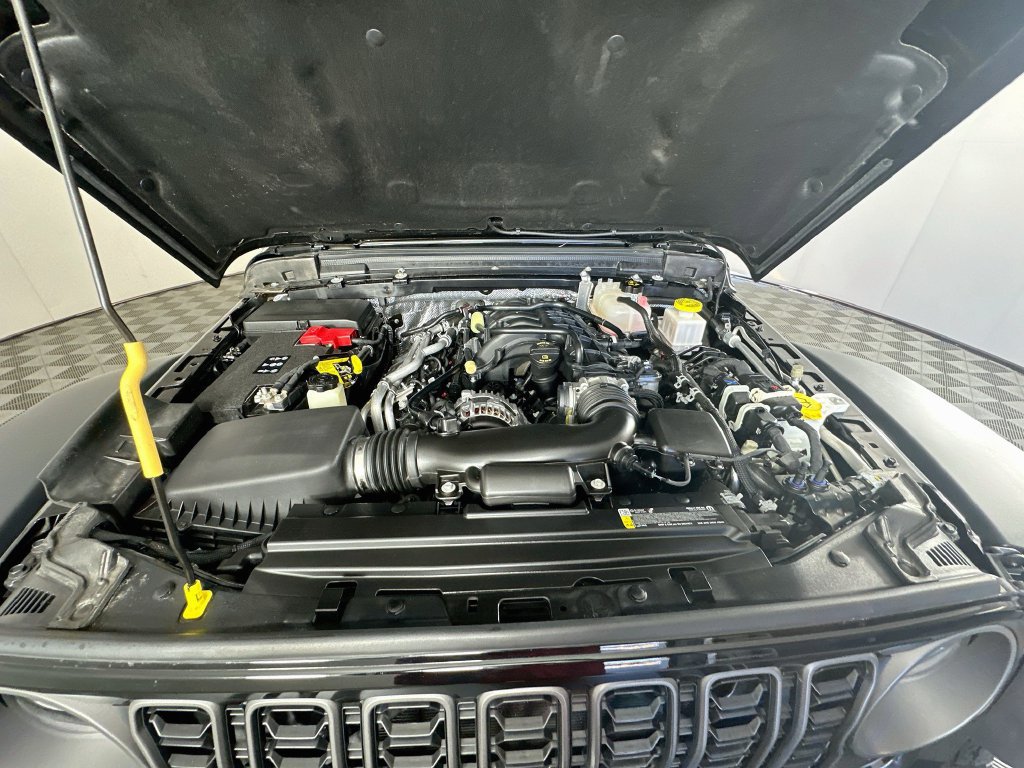 Used 2025 Jeep Gladiator Rubicon AWD/4WD image 31