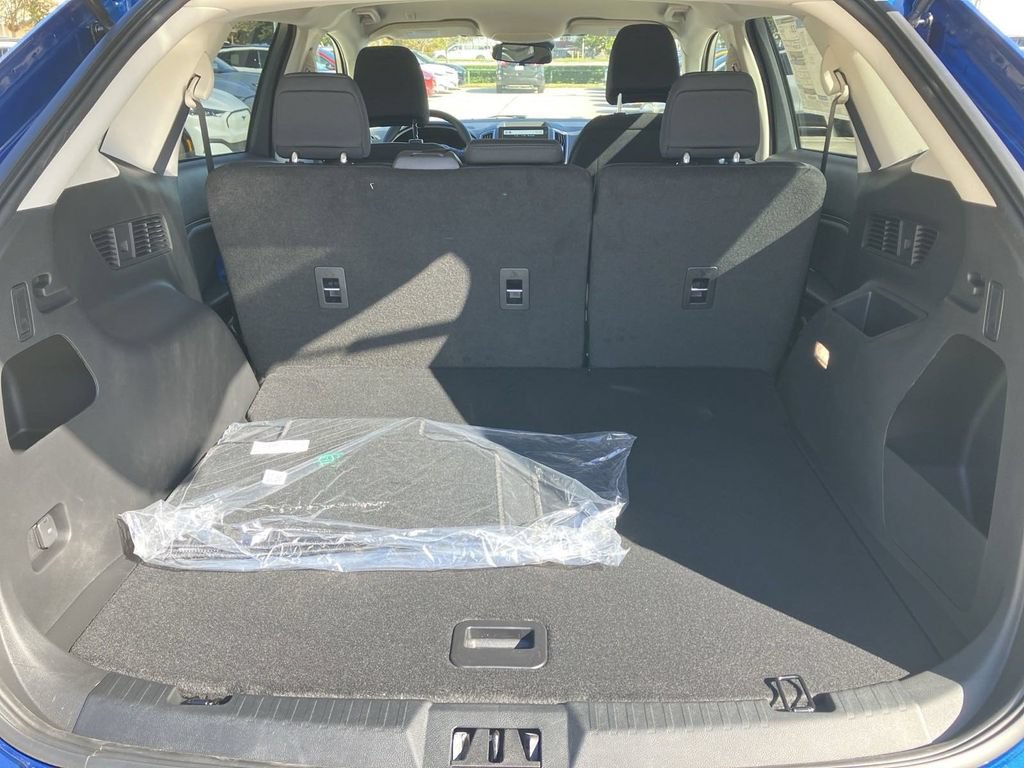 New 2024 Ford Edge SE w/ Black Appearance Package AWD/4WD image 28