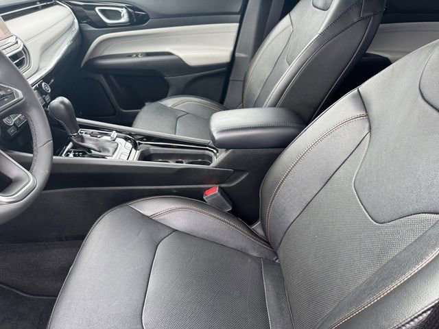Used 2023 Jeep Compass Limited AWD/4WD image 13