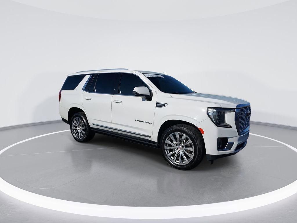 Used 2023 GMC Yukon Denali image 2