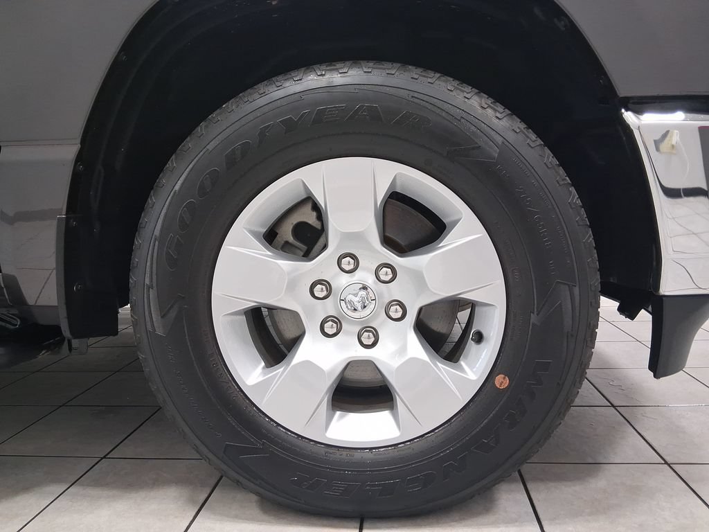Used 2023 RAM 1500 Big Horn AWD/4WD image 41