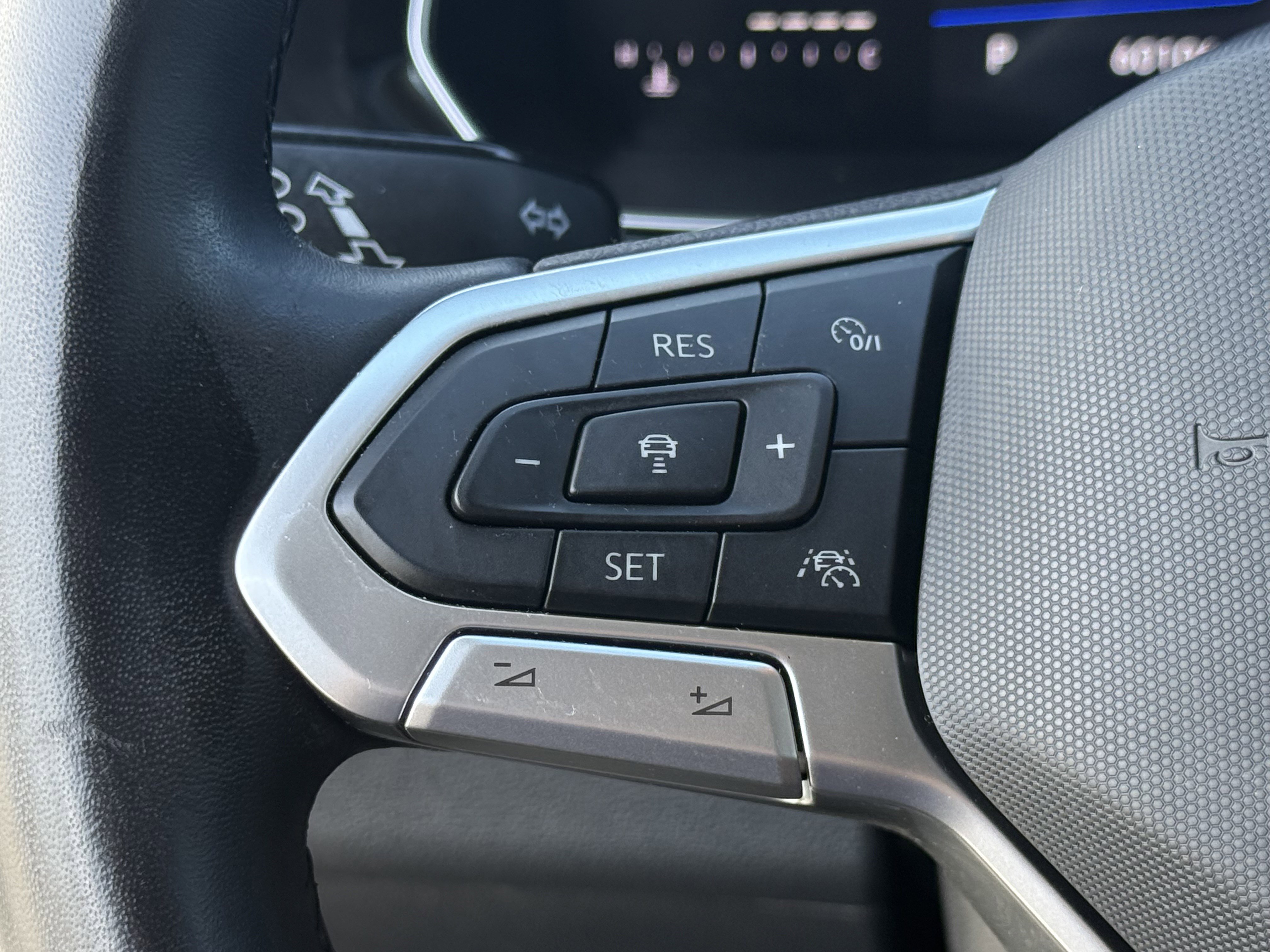 Used 2024 Volkswagen Jetta S image 17