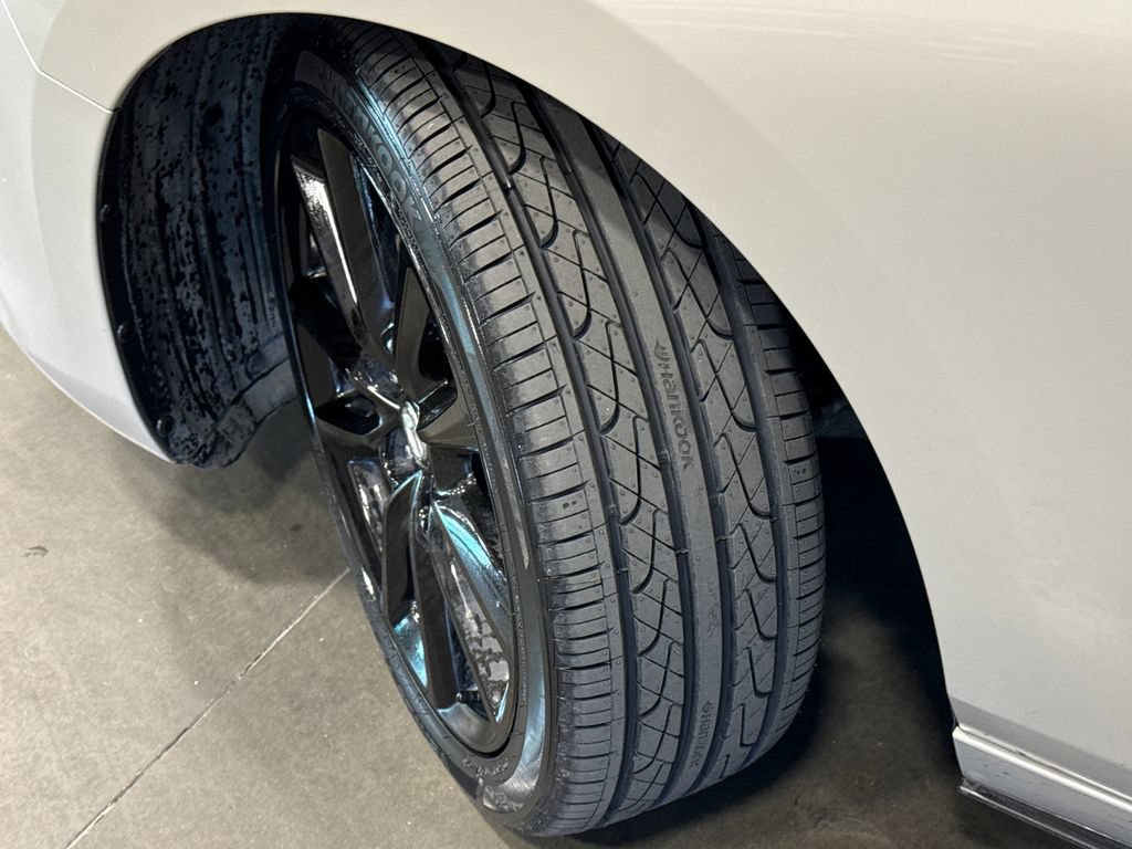 Certified 2025 MAZDA MAZDA3 s Sport FWD image 16