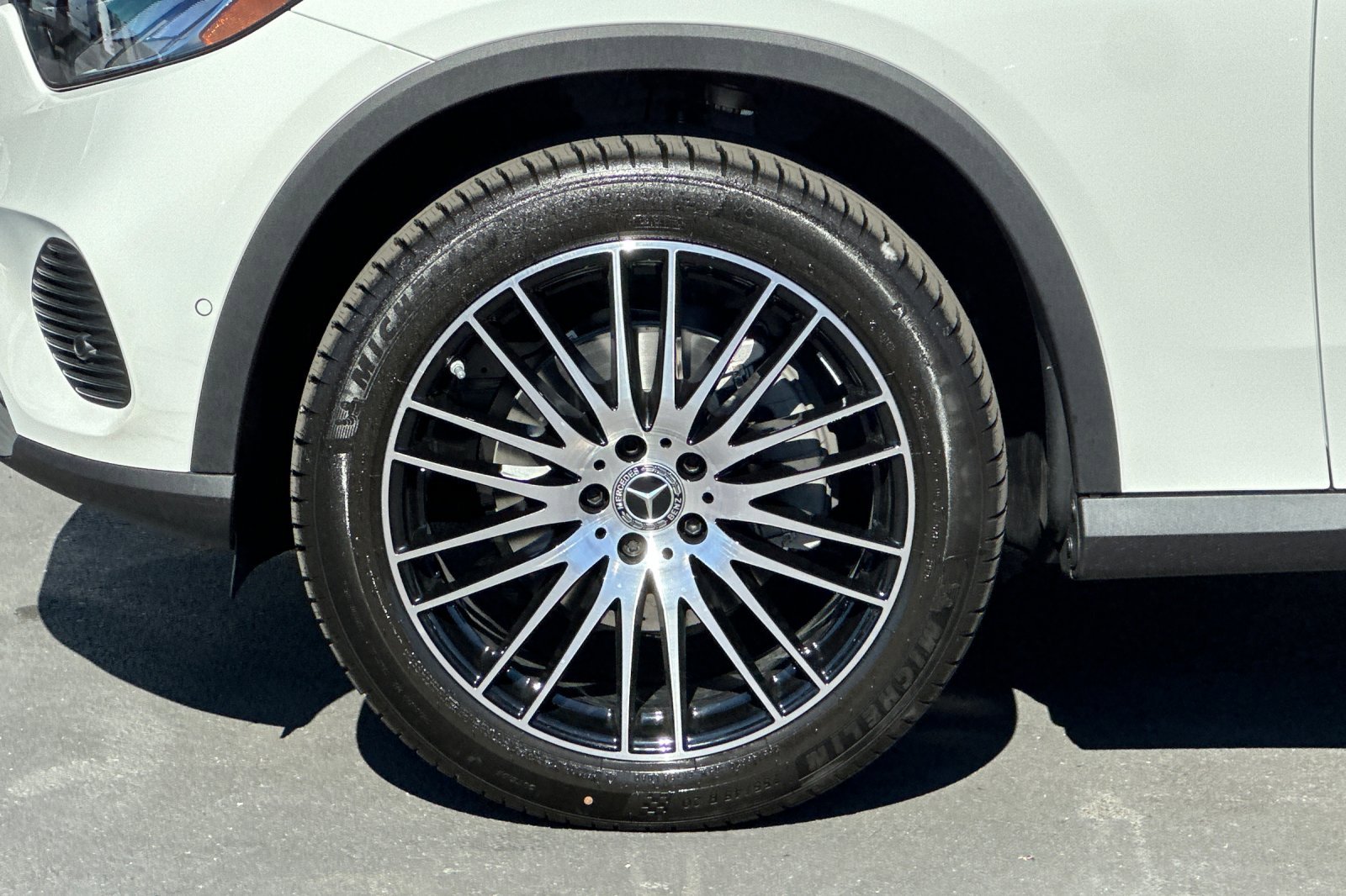 New 2026 Mercedes-Benz GLC 300 4MATIC image 26