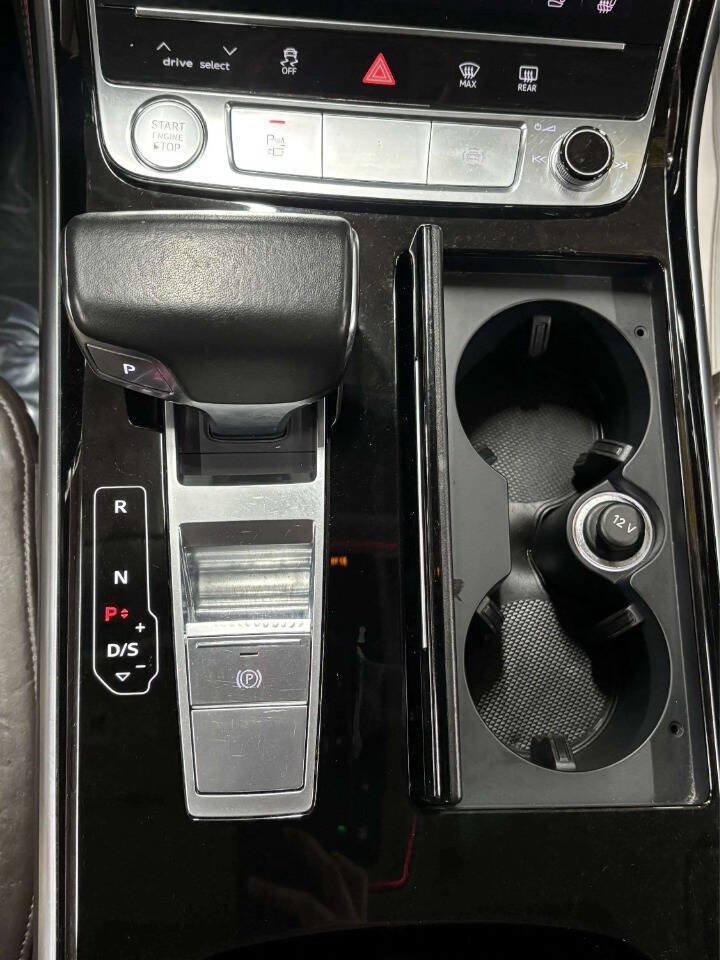 Used 2019 Audi A8 L 3.0T w/ Luxury Package AWD/4WD image 42