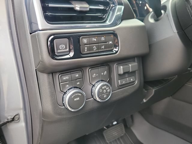 New 2026 GMC Yukon XL Elevation w/ Elevation Premium Package AWD/4WD image 20