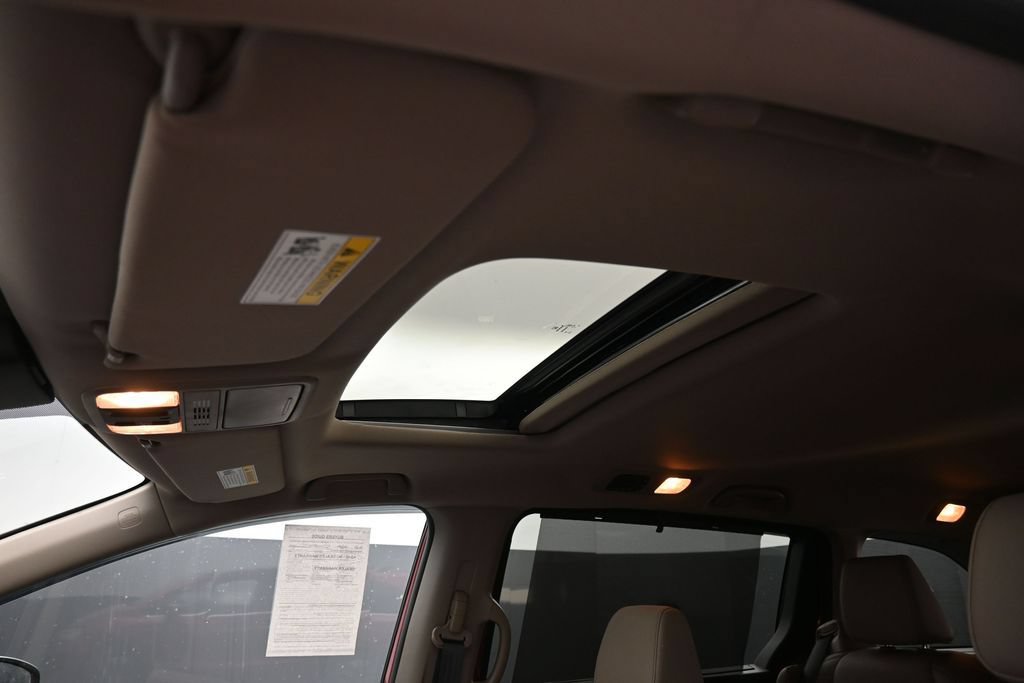 Used 2024 Honda Odyssey EX-L image 52