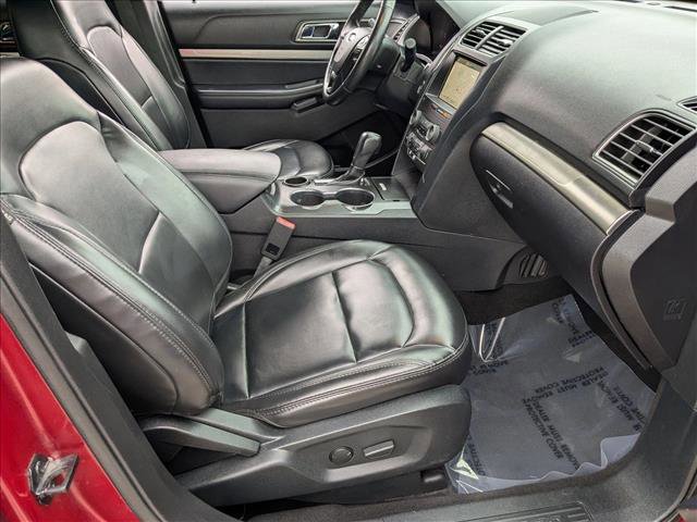 Used 2019 Ford Explorer XLT w/ Equipment Group 202A image 24