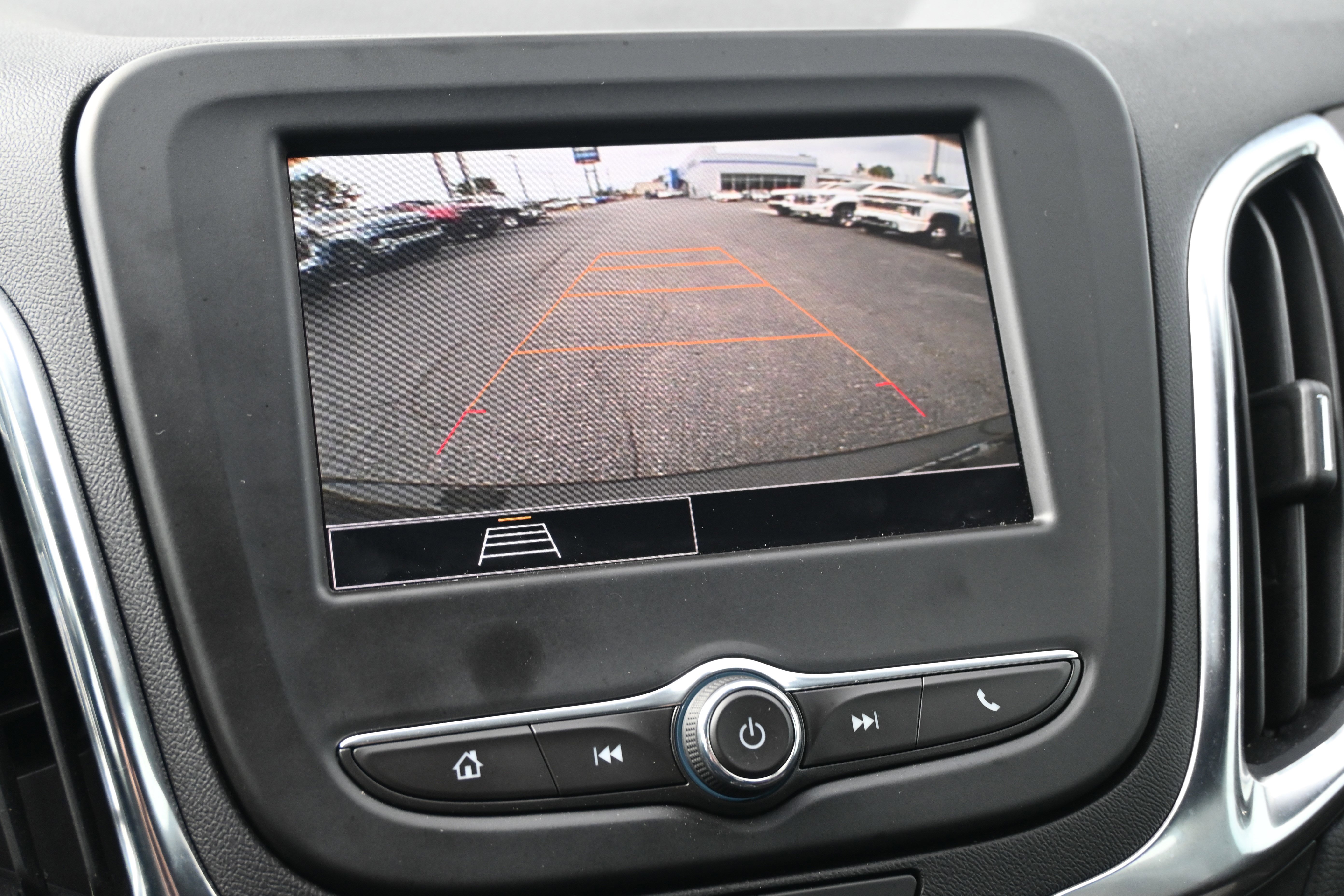 Used 2024 Chevrolet Equinox LT image 14