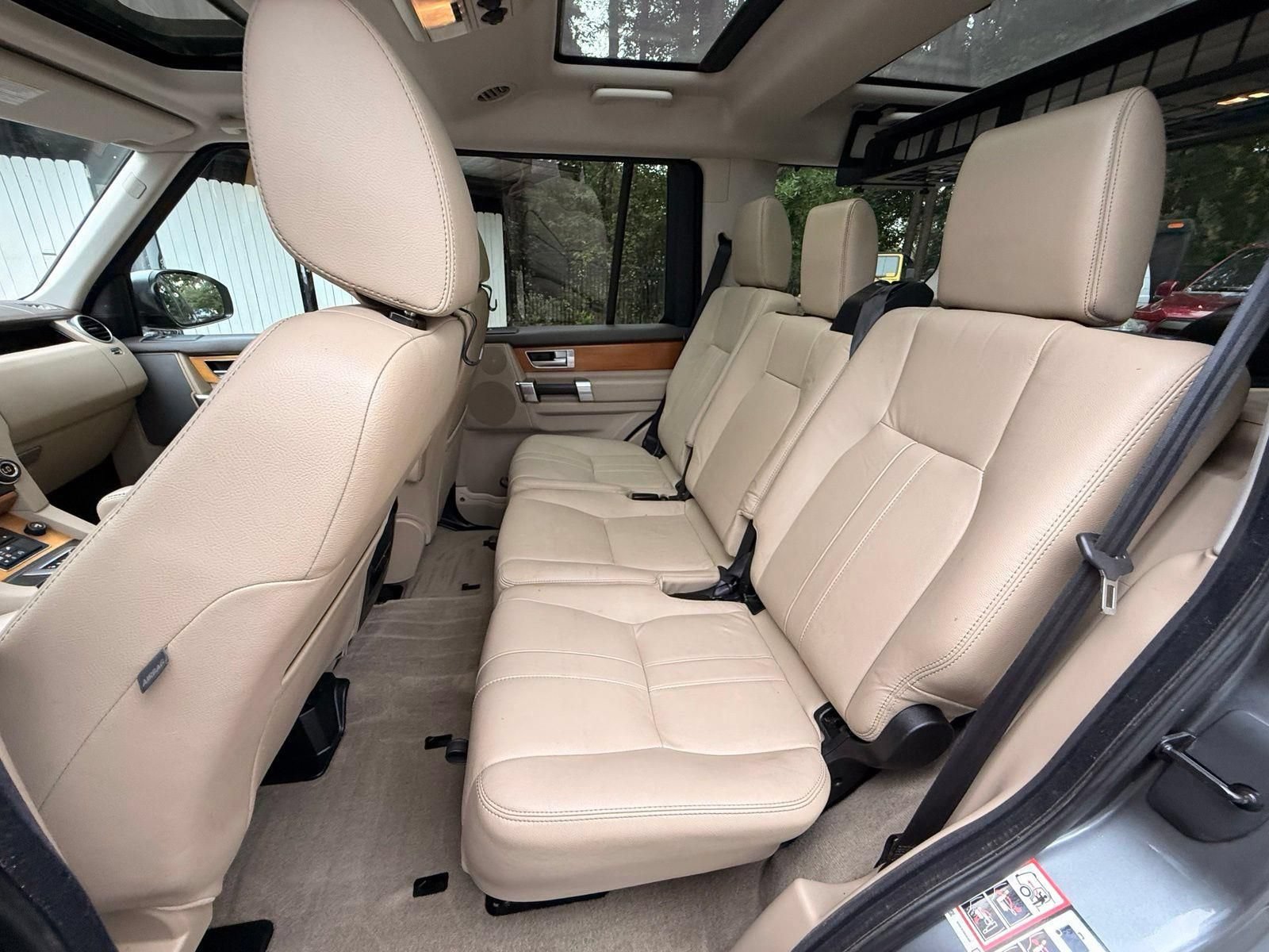 Used 2014 Land Rover LR4 HSE AWD/4WD image 38